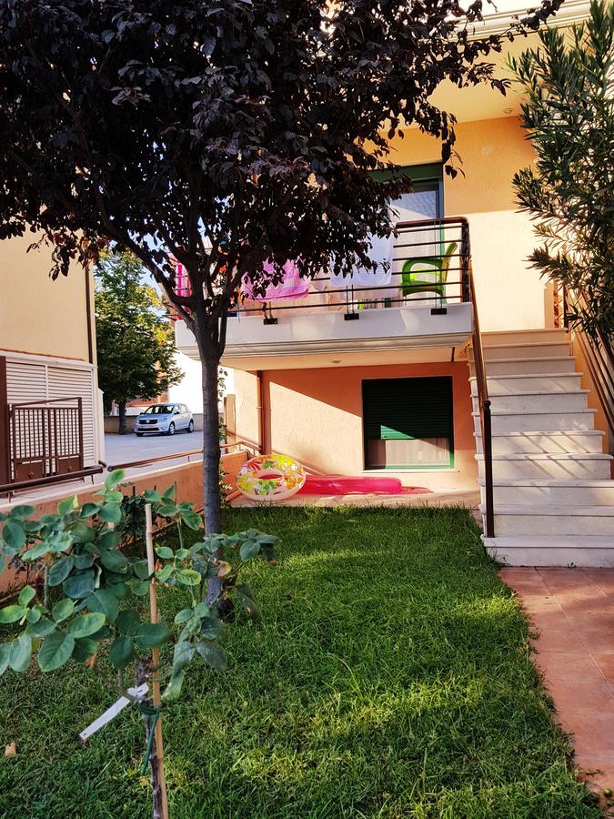 Elena Apartments Аспровальта Экстерьер фото